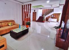 4 BHK luxury Duplex Independent villa - Hyderabad - Lobby