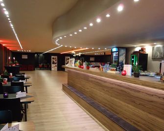 B&B Luxe Suites 1-2-3 - Antwerp - Bar