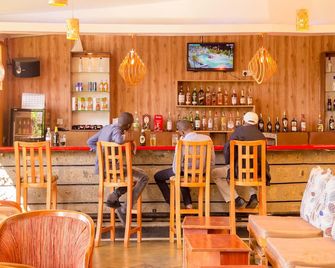 메이플 인 호텔 - 루이루 - 바