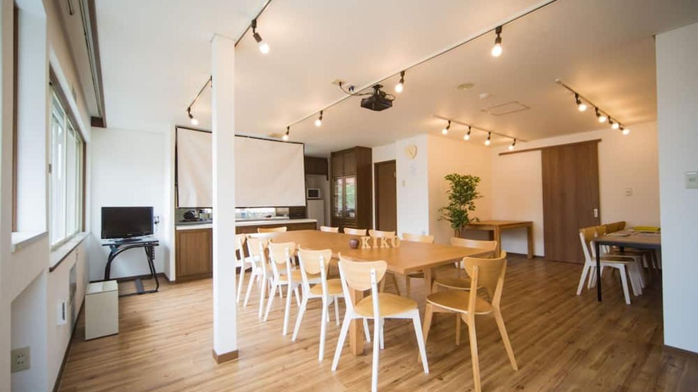 Hostel Kiko