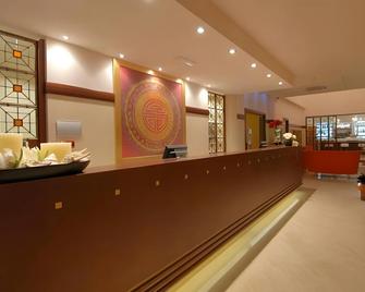 Ashanti Aparthotel - Bibione - Recepción