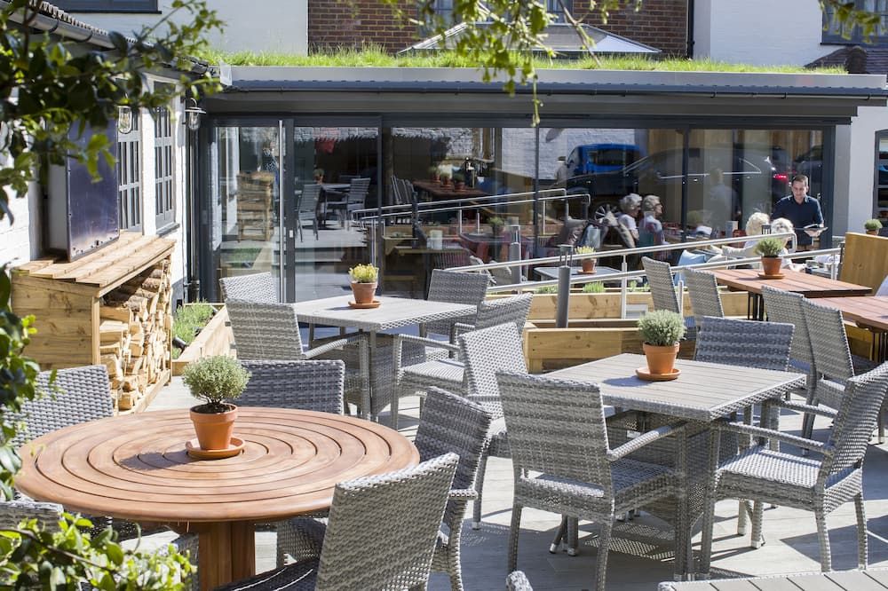 Old Cock Inn - Harpenden - Patio