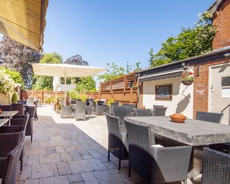 The Highworth Hotel - Swindon - Uteplats