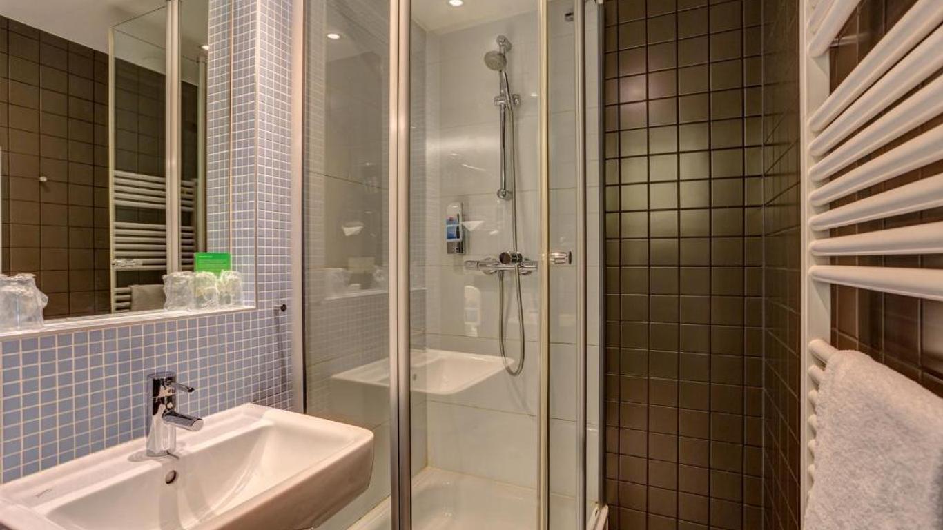 Meininger Hotel Berlin Airport