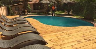 Outpost Lodge - Arusha - Uima-allas