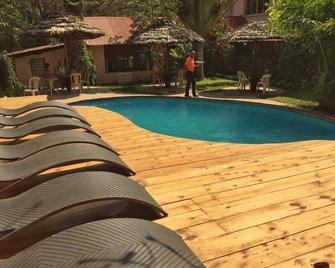 Outpost Lodge - Arusha - Pool