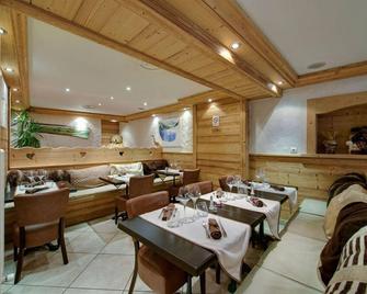 Hotel Du Commerce - Thônes - Restaurant