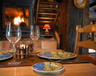 Gite Du Relais De L'ourthe - Rendeux - Essbereich