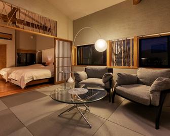 Yufuin Onsen Toshoan - Yufu - Bedroom