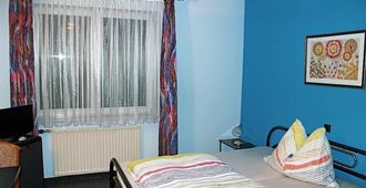 Pension Erlaa - Vienna - Bedroom