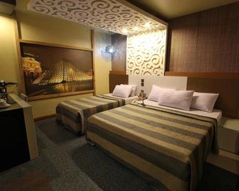 Eurotel North Edsa - Quezon City - Bedroom