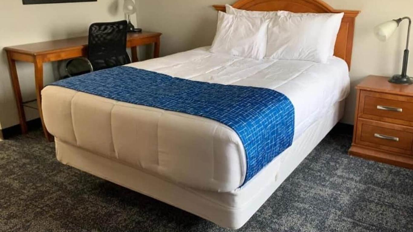 Travelodge by Wyndham Lincoln Northeast