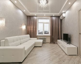 MinskLux Apartment Gorodskoy Val str. 10 - Minsk - Sala de estar