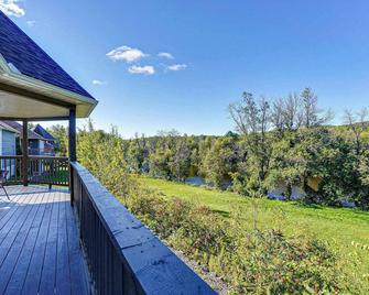 Spa & River - Aux Berges du Nord - Prévost - Balcony