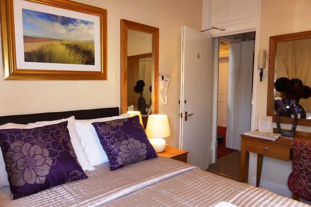 Bailey Ground Lodge - Seascale - Schlafzimmer