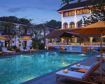 Ronil Goa - Calangute - Pool