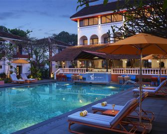 Ronil Goa - Calangute - Piscina