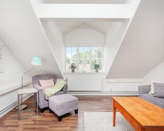 Röda Magasinet - Mariefred - Wohnzimmer