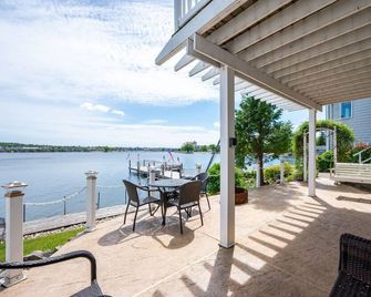 Cozy Studio on the Sturgeon Bay Canal - Sturgeon Bay - Balcón