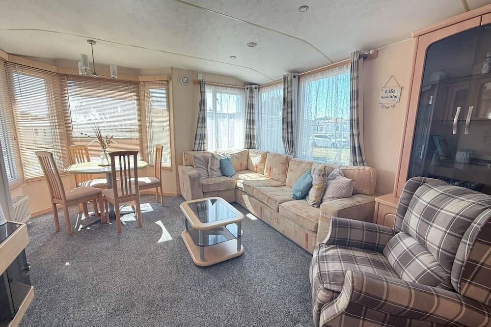 Lovely Caravan With Decking At Breydon Water In Norfolk Ref 10027rp - Belton - Sala de estar