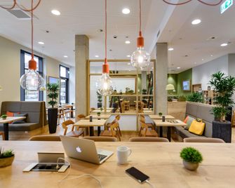 ibis Styles Aschaffenburg - Ашаффенбург - Їдальня