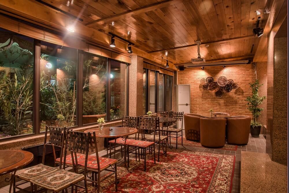 Hotel Uyut Almaty thumbnail 3