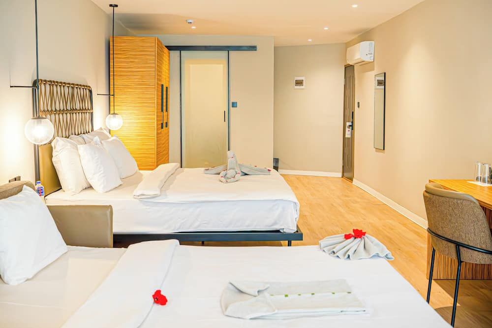 كومبو بيتش ريزورت - سيريكوندا - غرفة نوم