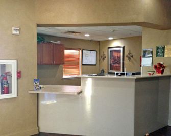 Scottish Inns Killeen near Fort Cavazos - Killeen - Rezeption