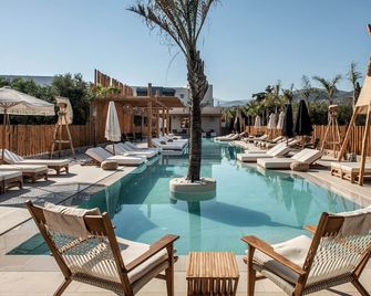 Hersonissos/Indigo Inn Casa - Adults Only - Hersonissos - Bazén