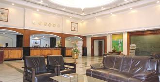 Hotel Plr Grand - Tirupati - Resepsjon