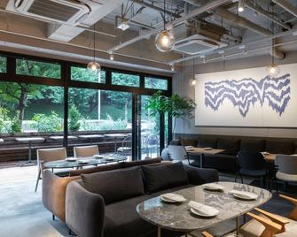 The Knot Tokyo Shinjuku - טוקיו - טרקלין