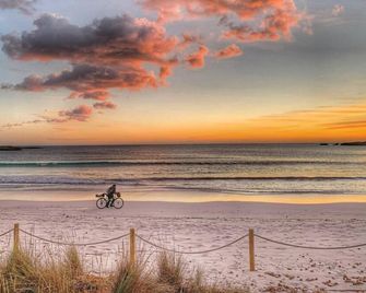 Casa Lo-LA - Apartamento sereno y lujoso con balcón - Cala en Bosch - Playa