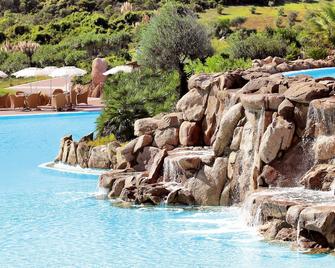 Colonna Resort - Porto Cervo - Kolam