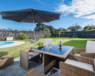 Table Top - Swimming pool with family and friends - Sao Roque - Pool