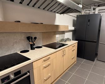 Hostel Pulse - Warsaw - Kitchen