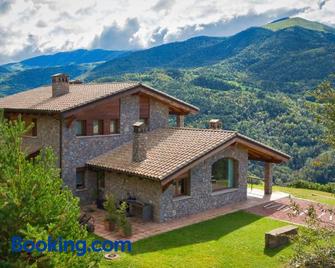 Serrat del Vent - Ribes de Freser - Building