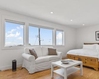 Stunning Views by the Bay 2BR - Brisbane - Bedroom