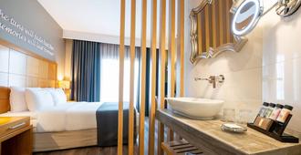 Golden Star City Resort - Thessaloniki - Bedroom