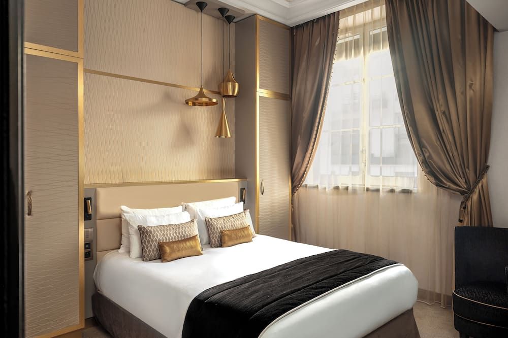 Niepce Paris Hotel, Curio Collection by Hilton