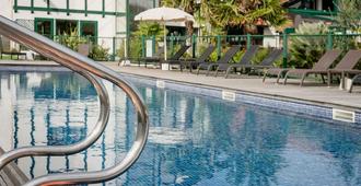Hotel Donibane - Saint-Jean-de-Luz - Bể bơi