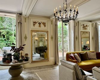 Château Saint Perret - Avignon - Living room