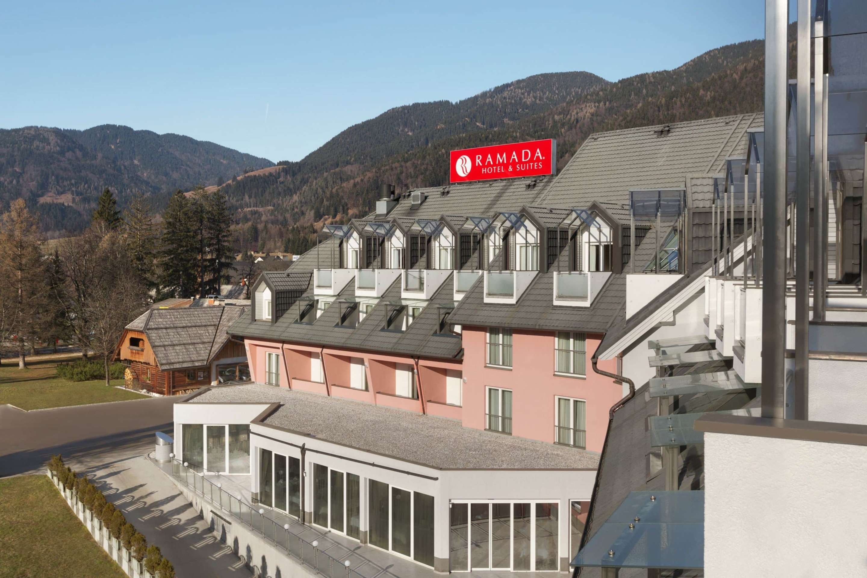Ramada Hotel and Suites Kranjska Gora - Kranjska Gora - Edificio