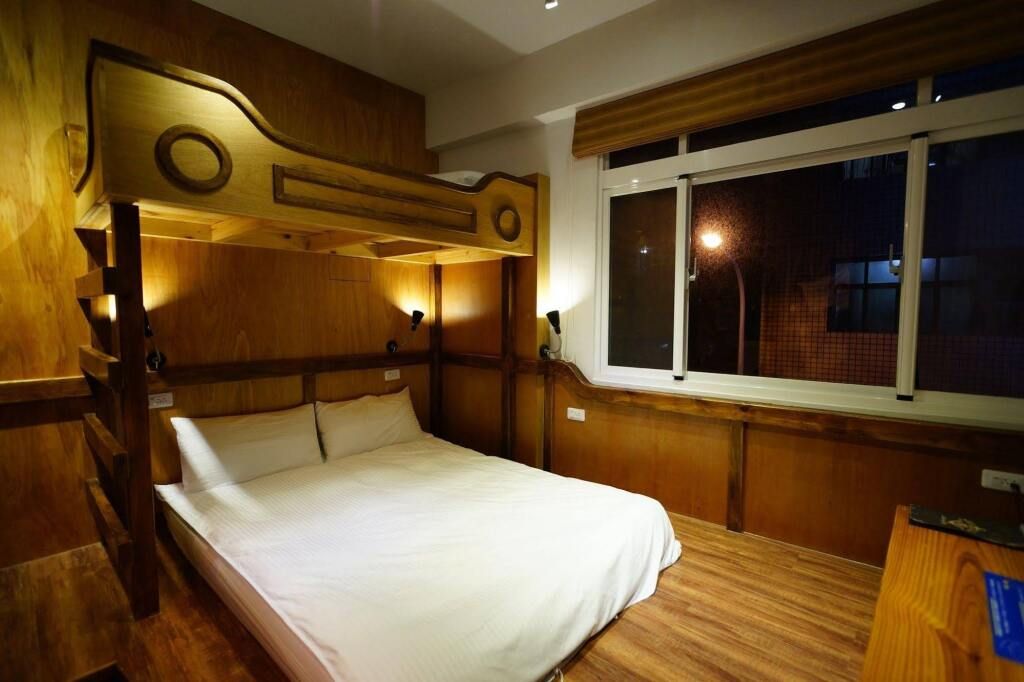 دوك إن تاينان