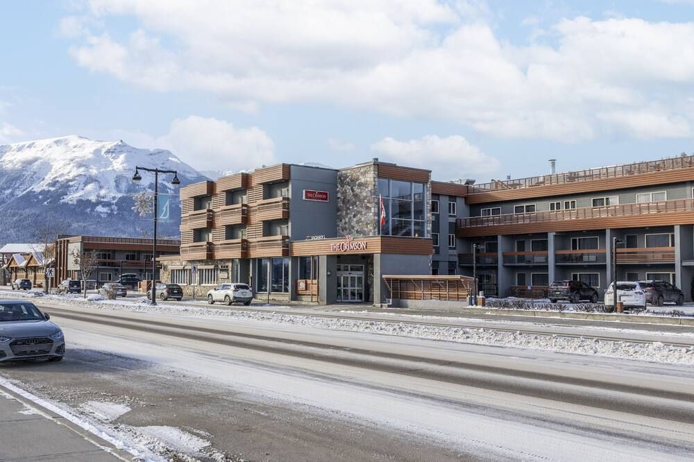 ذا كريمزون جاسبر - جاسبر(ألبيرتا) - مبنى