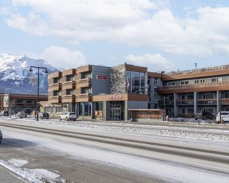 The Crimson Jasper - Jasper - Building