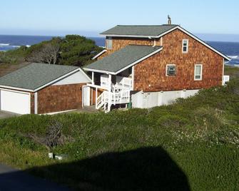 Salty Dog Oceanfront Home Gold Beach Oregon - Gold Beach - Edificio