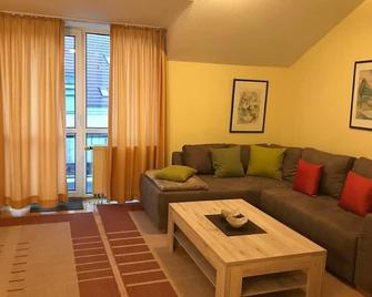 Wohnung In Bad Kötzting - Bad Kotzting - Building