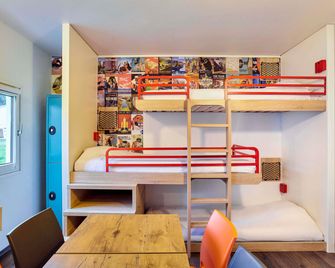 Hotelf1 Clermont Ferrand Est - Clarmont d'Alvèrnia - Habitació