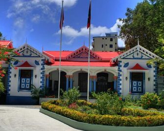 Hotel Flora - Malé - Byggnad