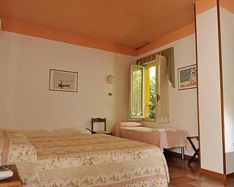 Albergo Ristorante Ferretti - Spoleto - Habitación
